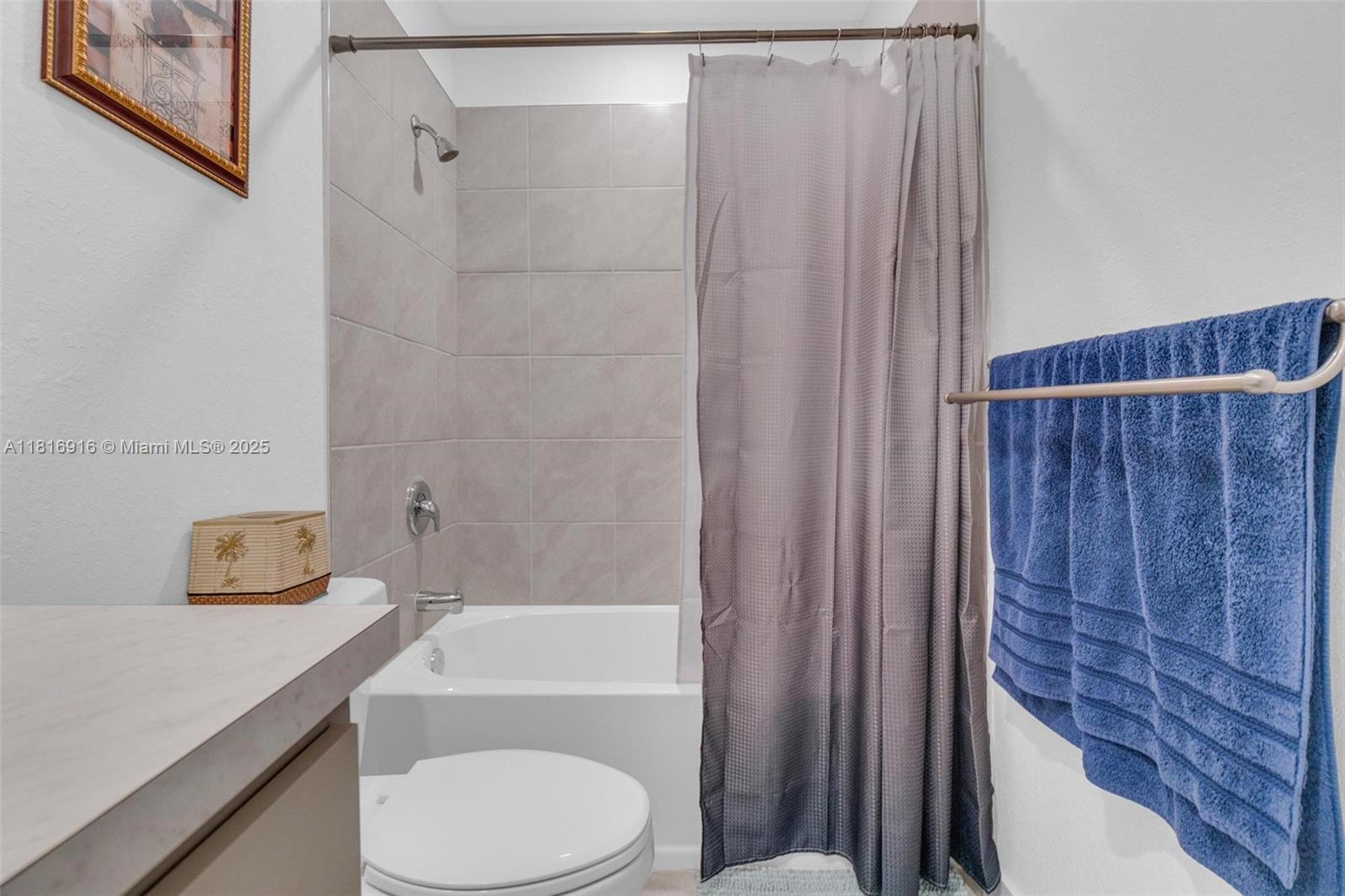 See details 504 3 / 3 1376 sq. ft. $ 2025-10-22 0 Photo