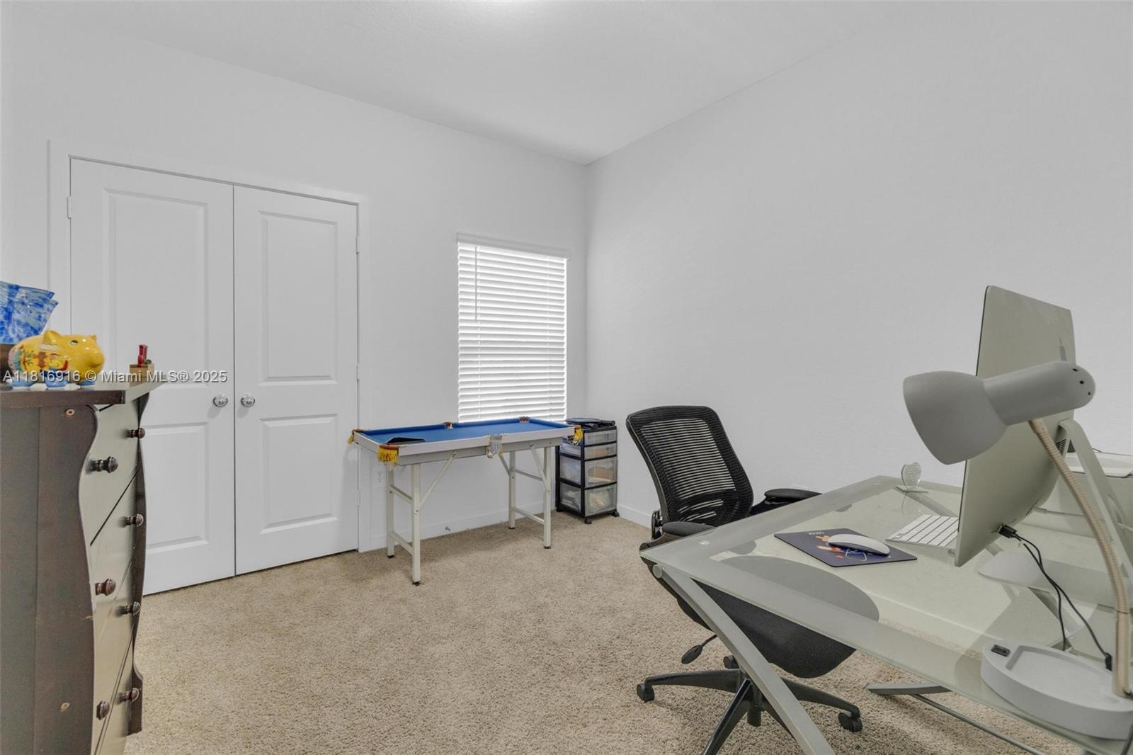 See details 504 3 / 3 1376 sq. ft. $ 2025-10-22 0 Photo