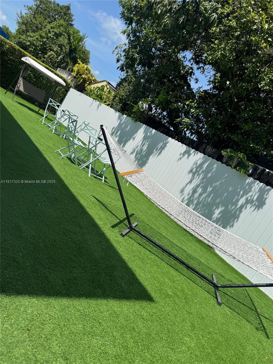 See details   /  3768 sq. ft. $ 2025-06-06 0 Photo