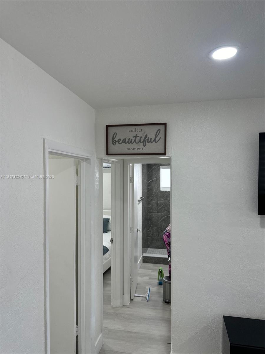 See details   /  3768 sq. ft. $ 2025-06-06 0 Photo