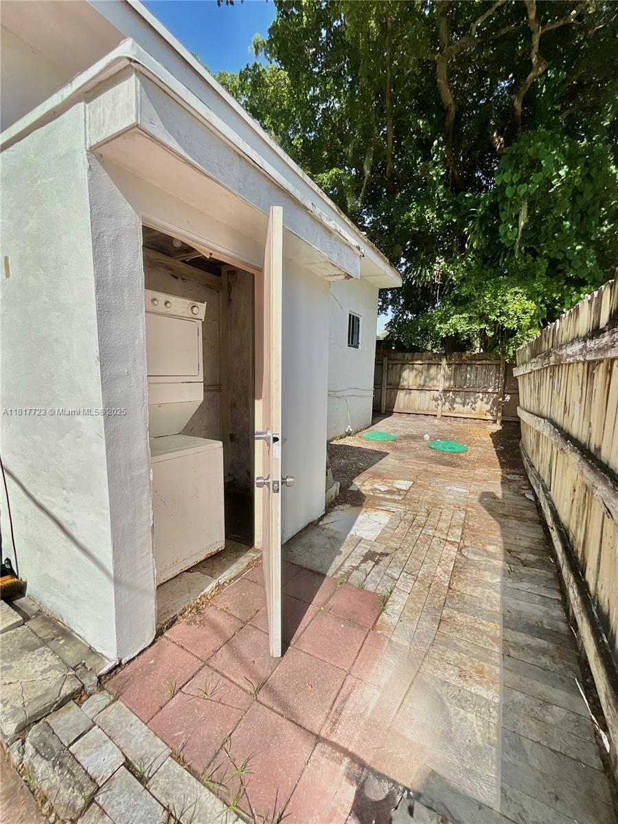 See details / 2113 sq. ft. $ 2025-06-06 0 Photo