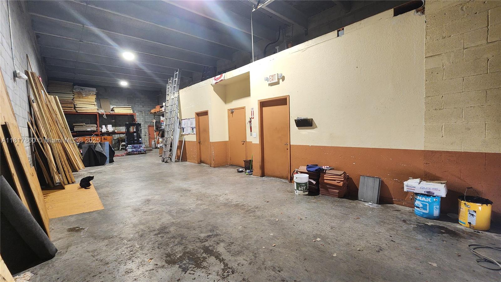 3  /   sq. ft. $ 2025-06-07 0 Photo