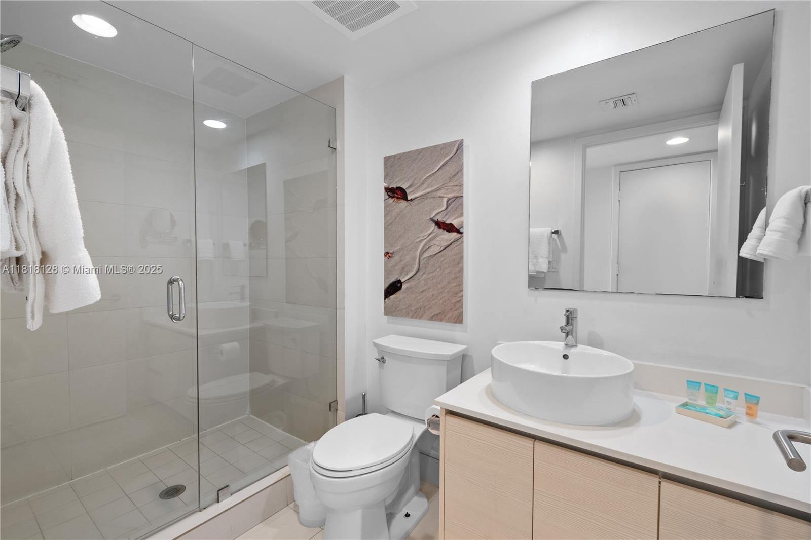 Photo of 2602 Hallandale Beach Blvd  #R2805, Hallandale Beach, Florida, 33009 - 