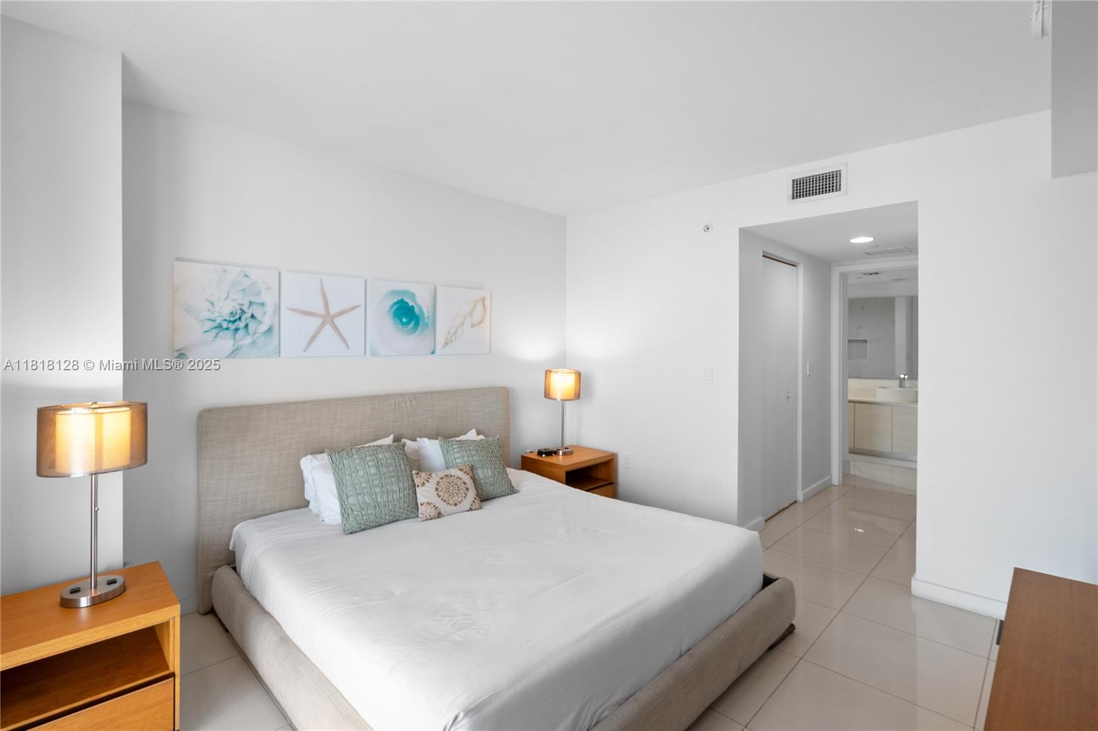 Photo of 2602 Hallandale Beach Blvd  #R2805, Hallandale Beach, Florida, 33009 - 