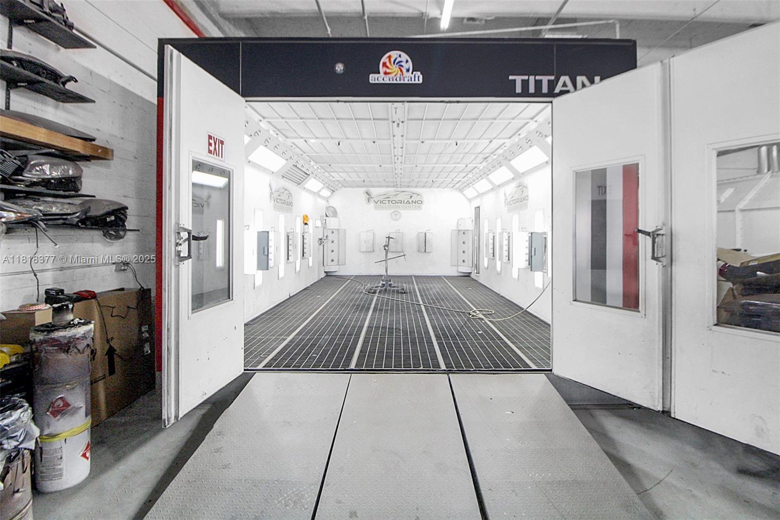 1-2  /   кв.футов $ 2025-06-09 0 Фото