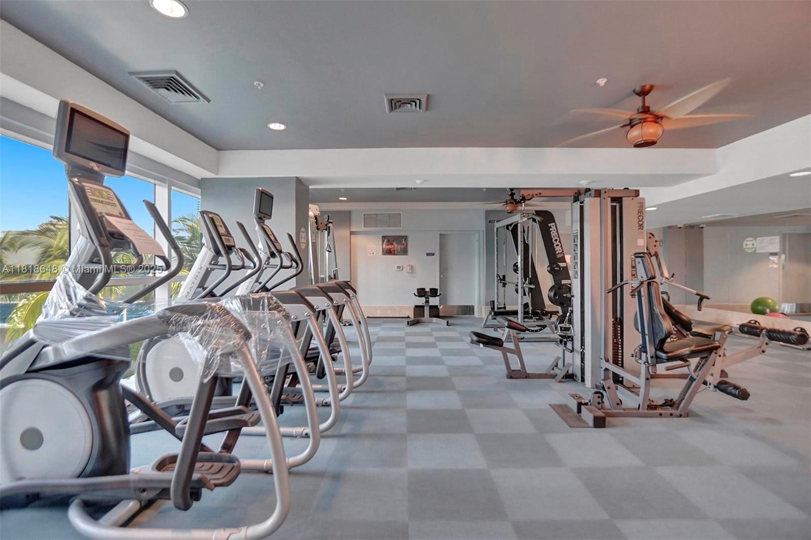 Photo of 1945 Ocean Dr  #2302, Hallandale Beach, Florida, 33009 - 
