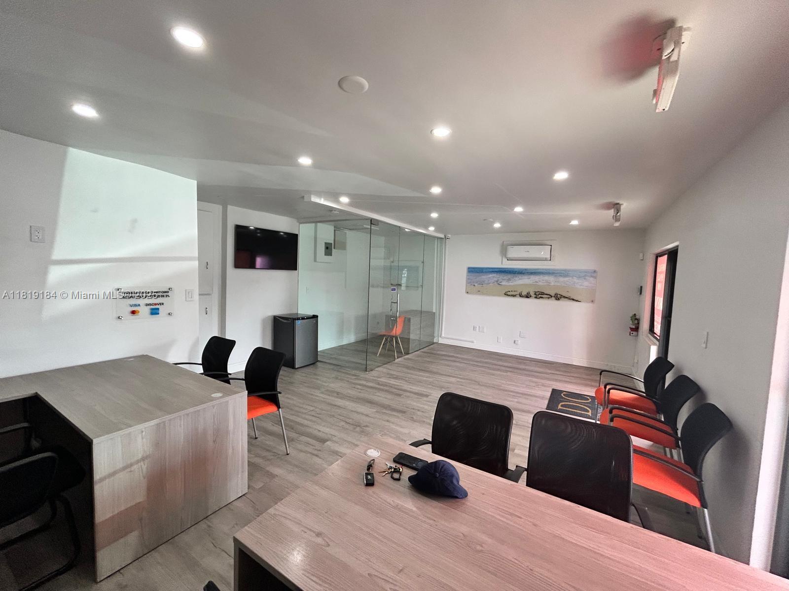 See details / sq. ft. $ 2025-06-10 0 Photo