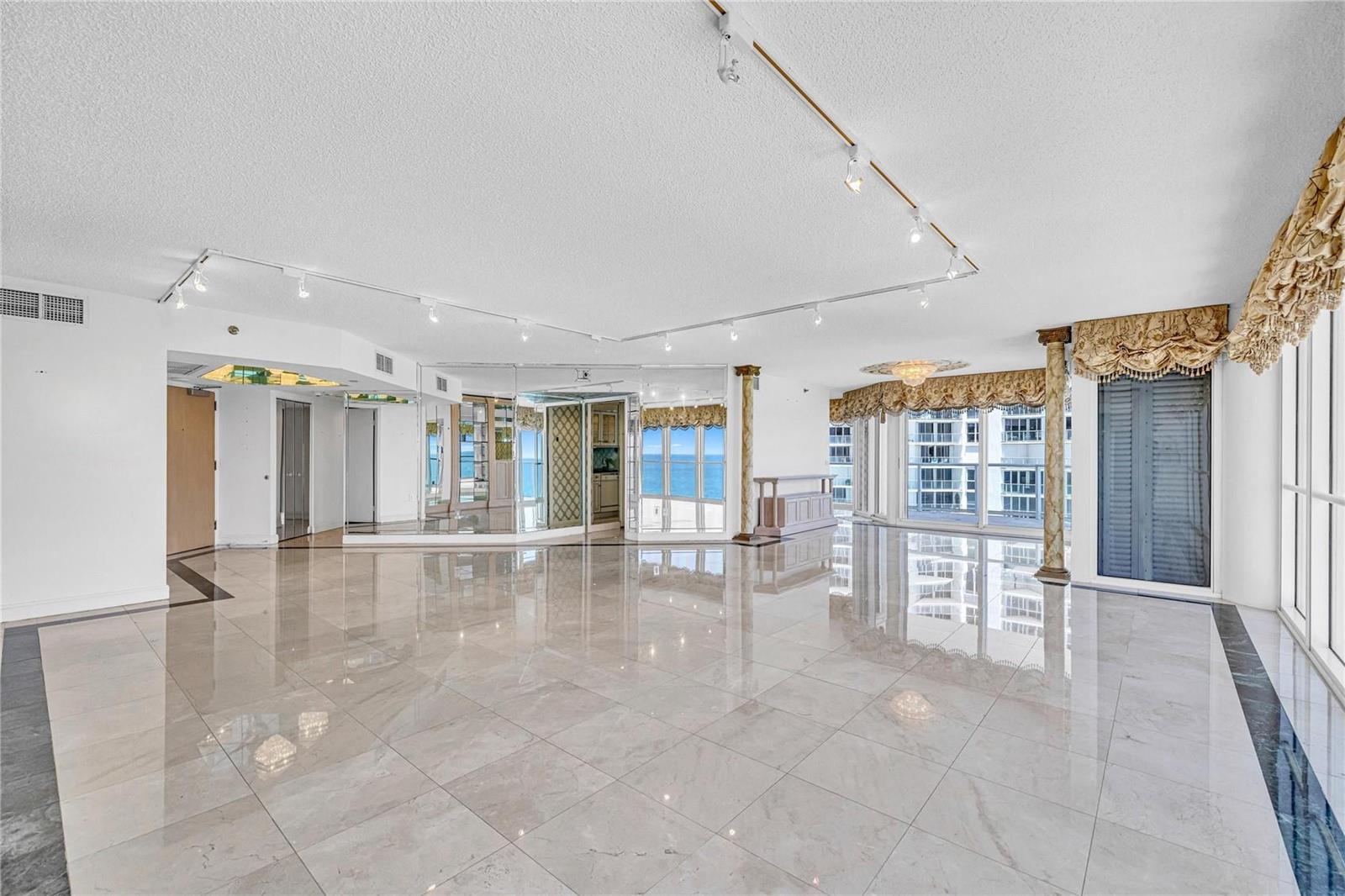Photo of 16445 Collins  #1026, Sunny Isles Beach, Florida, 33160 - Photo 9