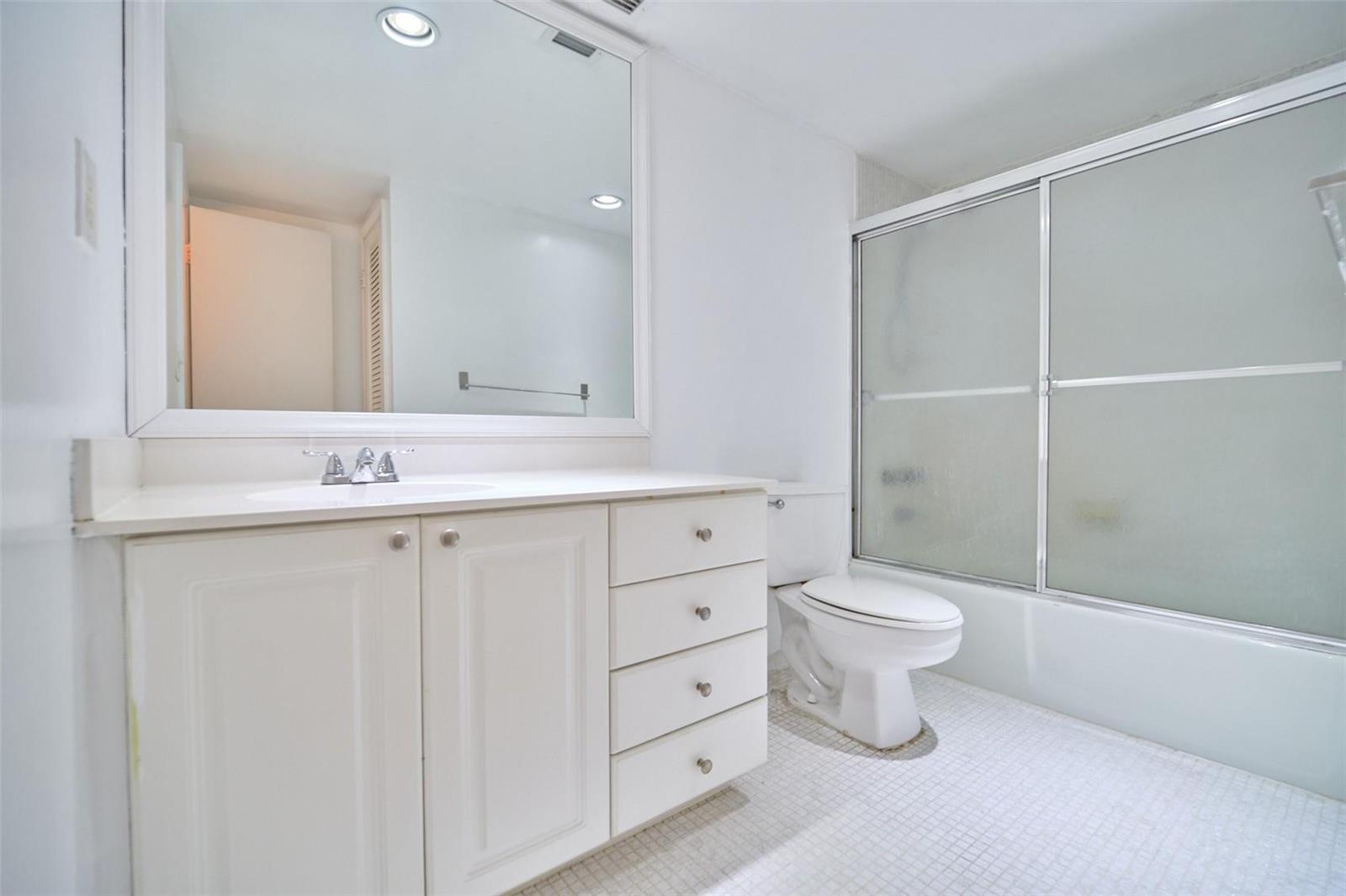 Photo of 19390 Collins  #212, Sunny Isles Beach, Florida, 33160 - Photo 10