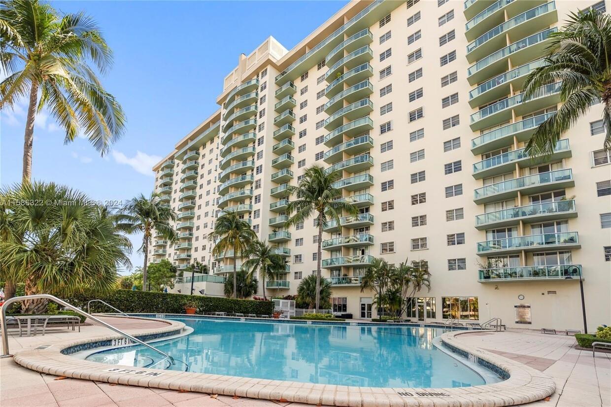 Photo of 19390 Collins  #212, Sunny Isles Beach, Florida, 33160 - Photo 2