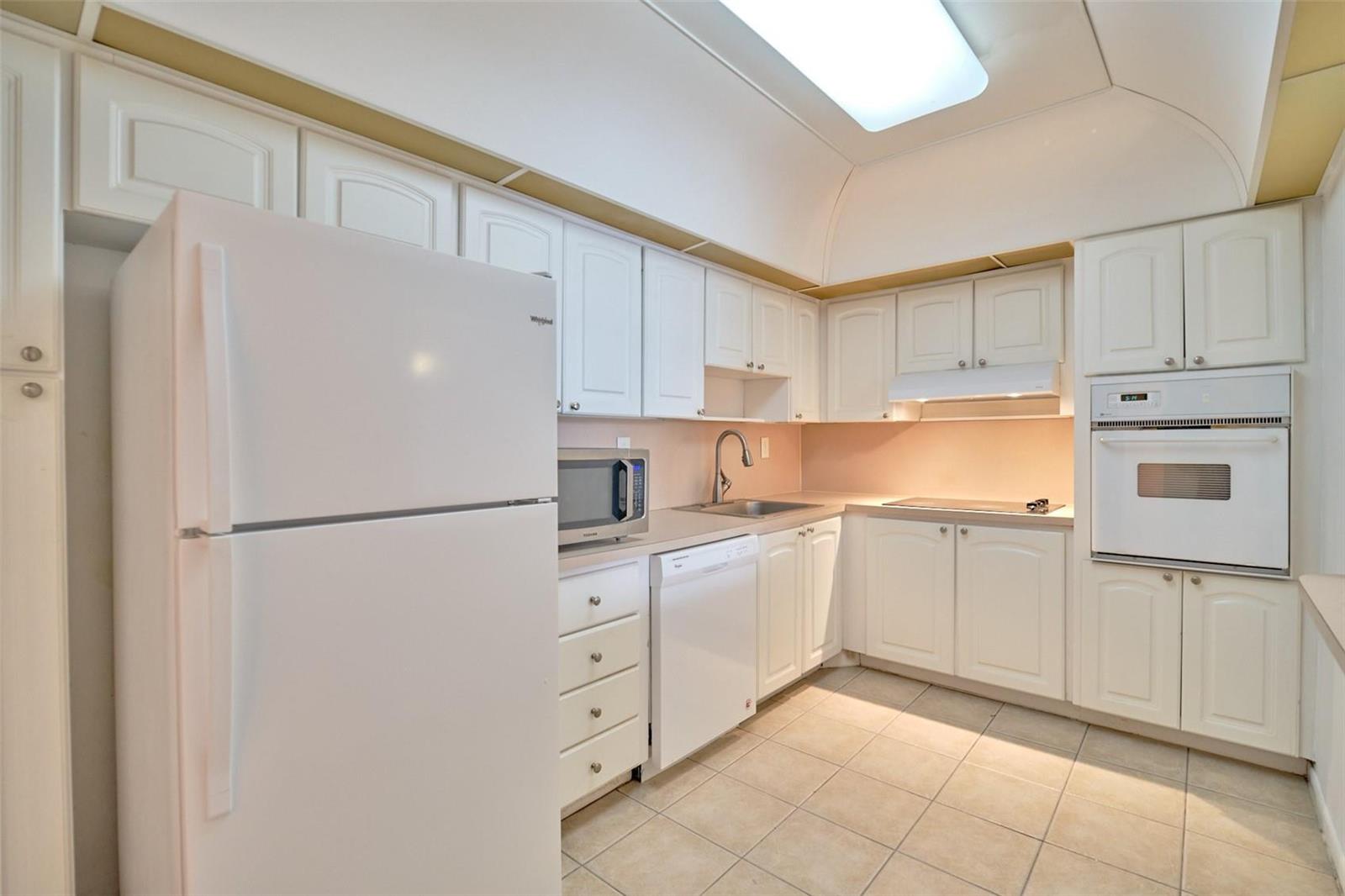 Photo of 19390 Collins  #212, Sunny Isles Beach, Florida, 33160 - Photo 3