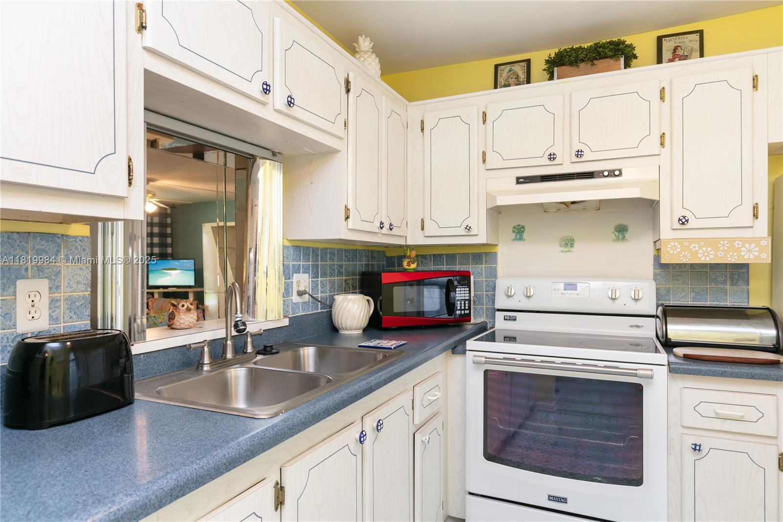 Photo of 1001 14th Ave  #107, Hallandale Beach, Florida, 33009 - 