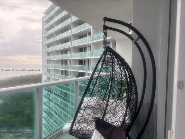 See details 1609 1 / 2 991 sq. ft. $ 2025-06-11 0 Photo