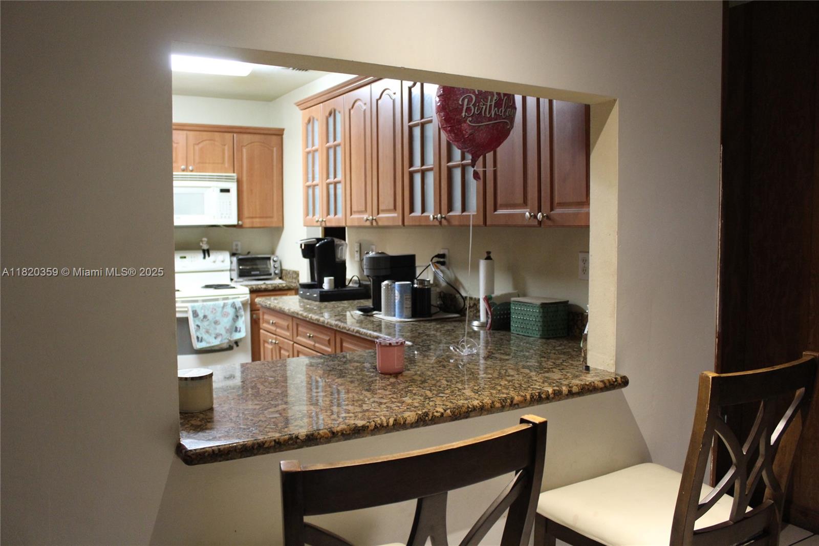 See details 17820 4 / 2 1871 sq. ft. $ 2025-07-09 0 Photo