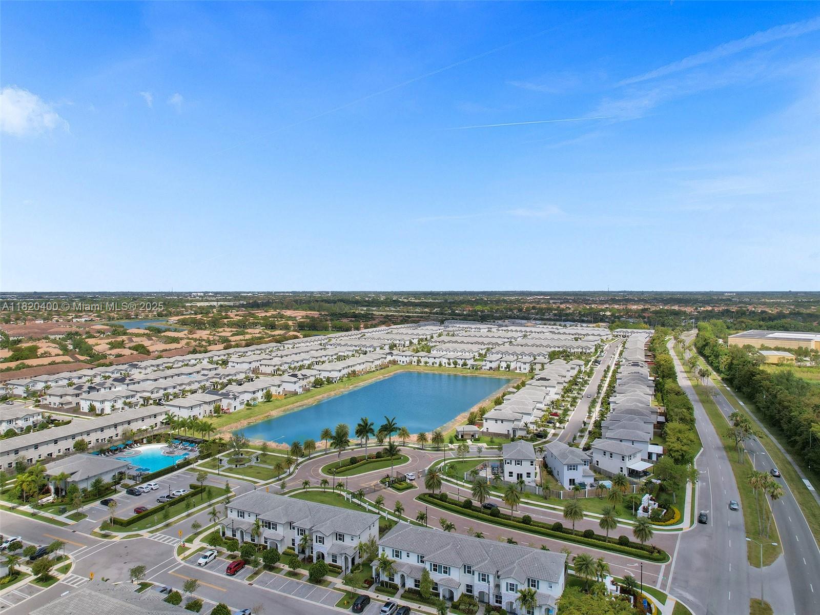 See details 1100 3 / 3 1331 sq. ft. $ 2025-06-11 0 Photo