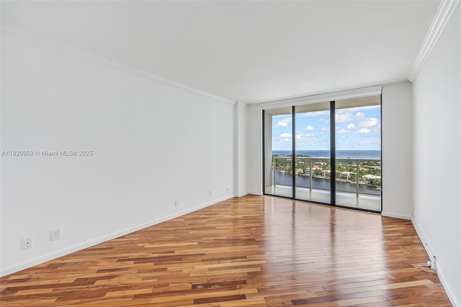 Photo of 20281 Country Club Dr  #1412, Aventura, Florida, 33180 - 