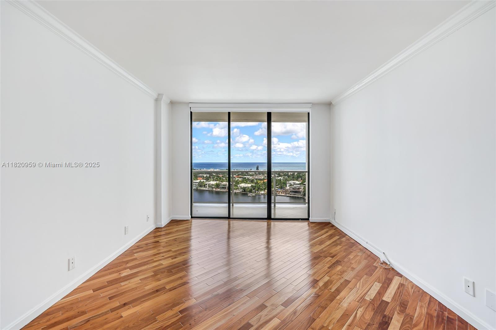 Photo of 20281 Country Club Dr  #1412, Aventura, Florida, 33180 - 