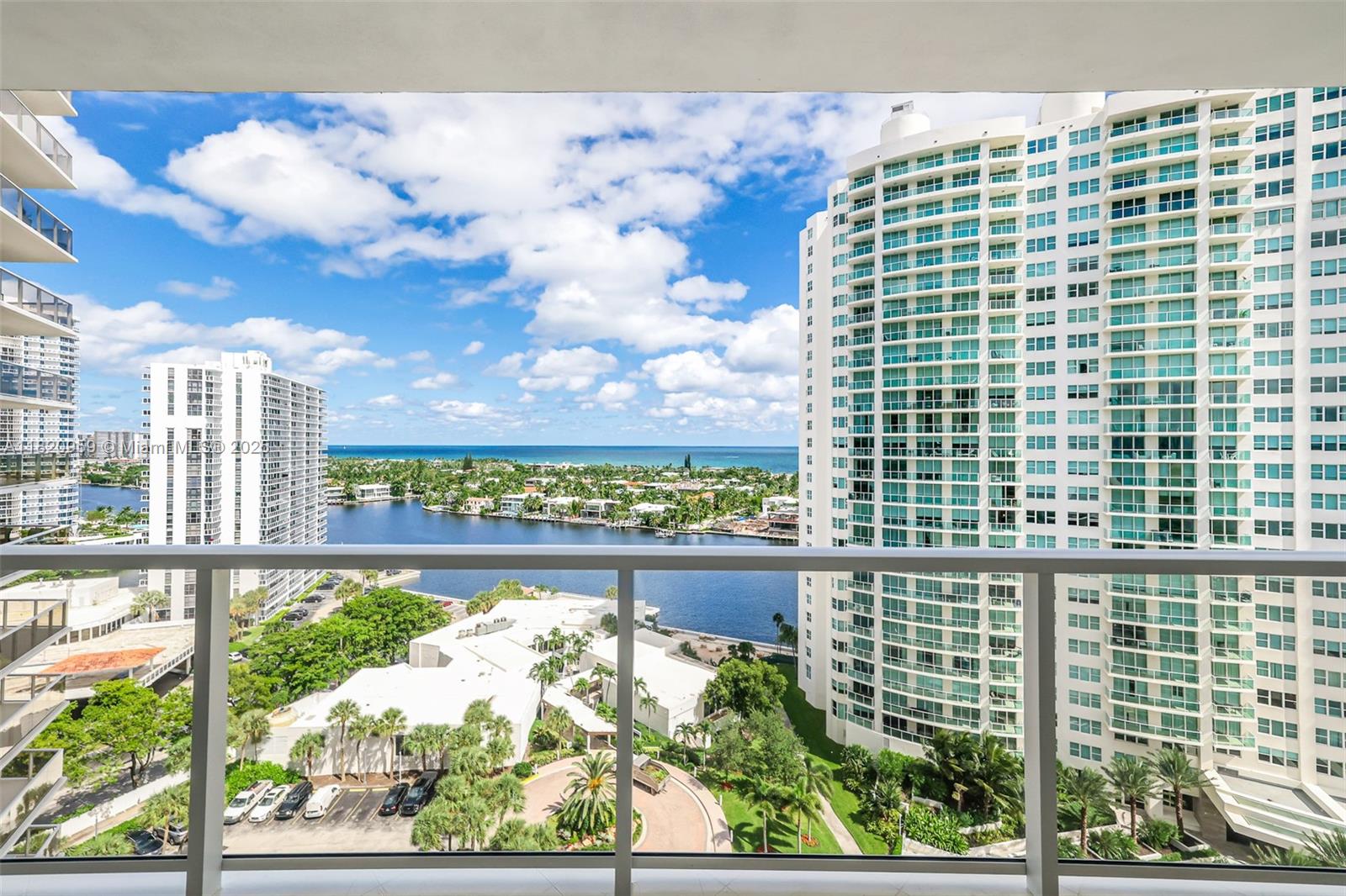 Photo of 20281 Country Club Dr  #1412, Aventura, Florida, 33180 - 