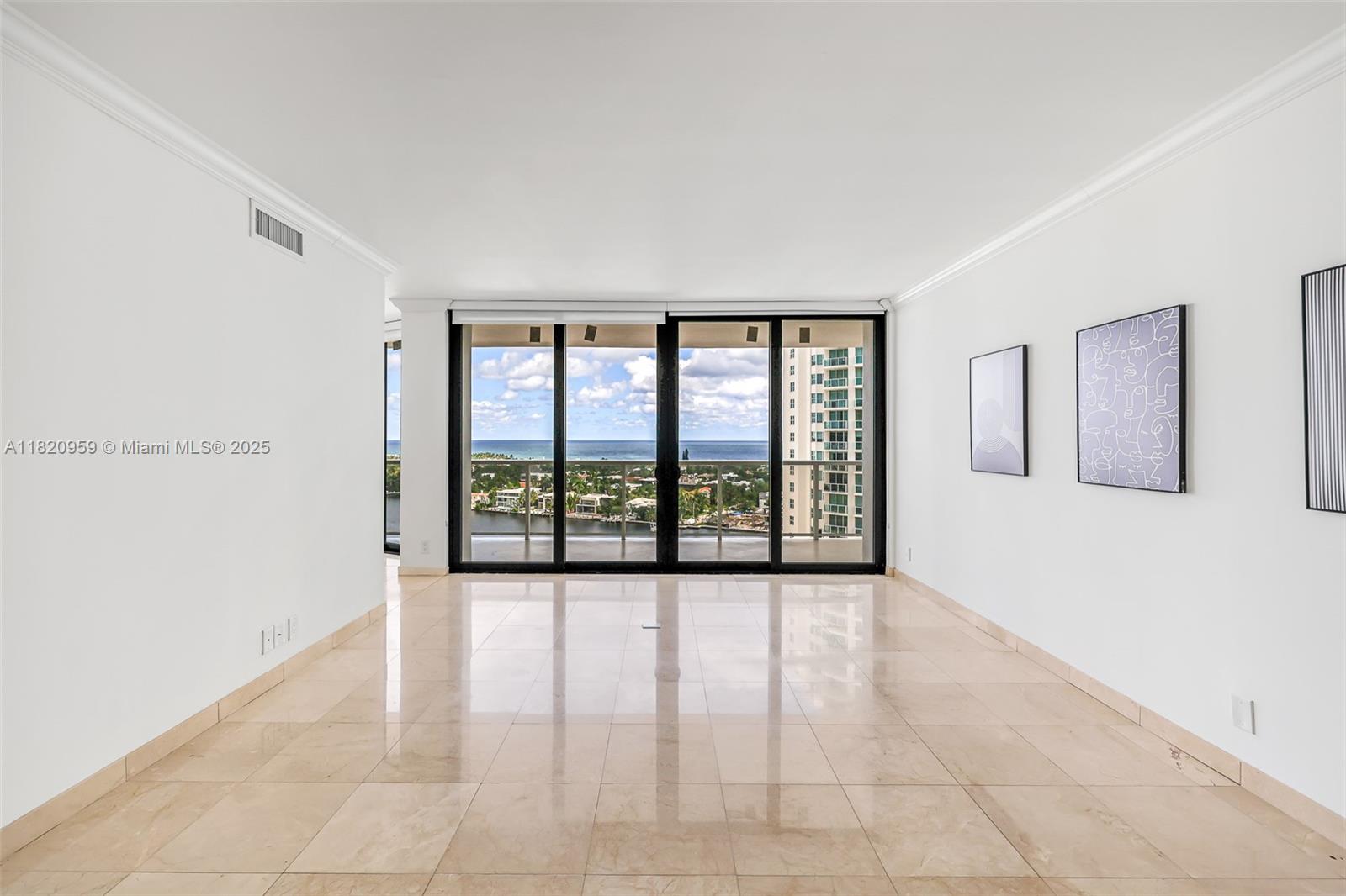 Photo of 20281 Country Club Dr  #1412, Aventura, Florida, 33180 - 