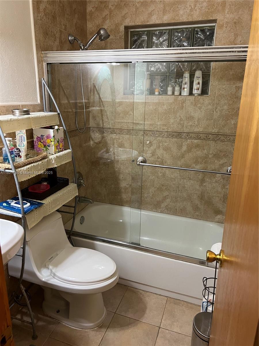 509 3 / 2 2066 sq. ft. $ 2025-09-27 0 Photo