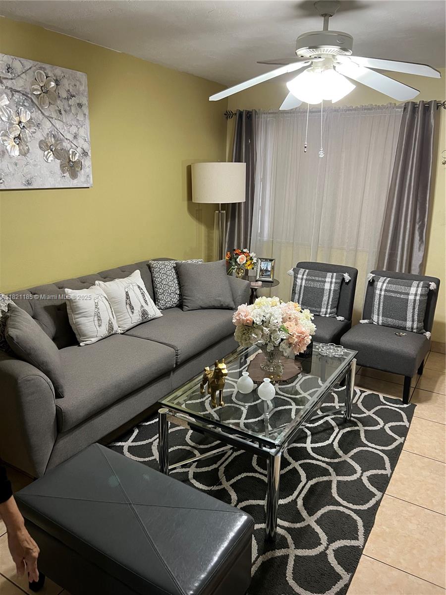 509 3 / 2 2066 sq. ft. $ 2025-09-27 0 Photo