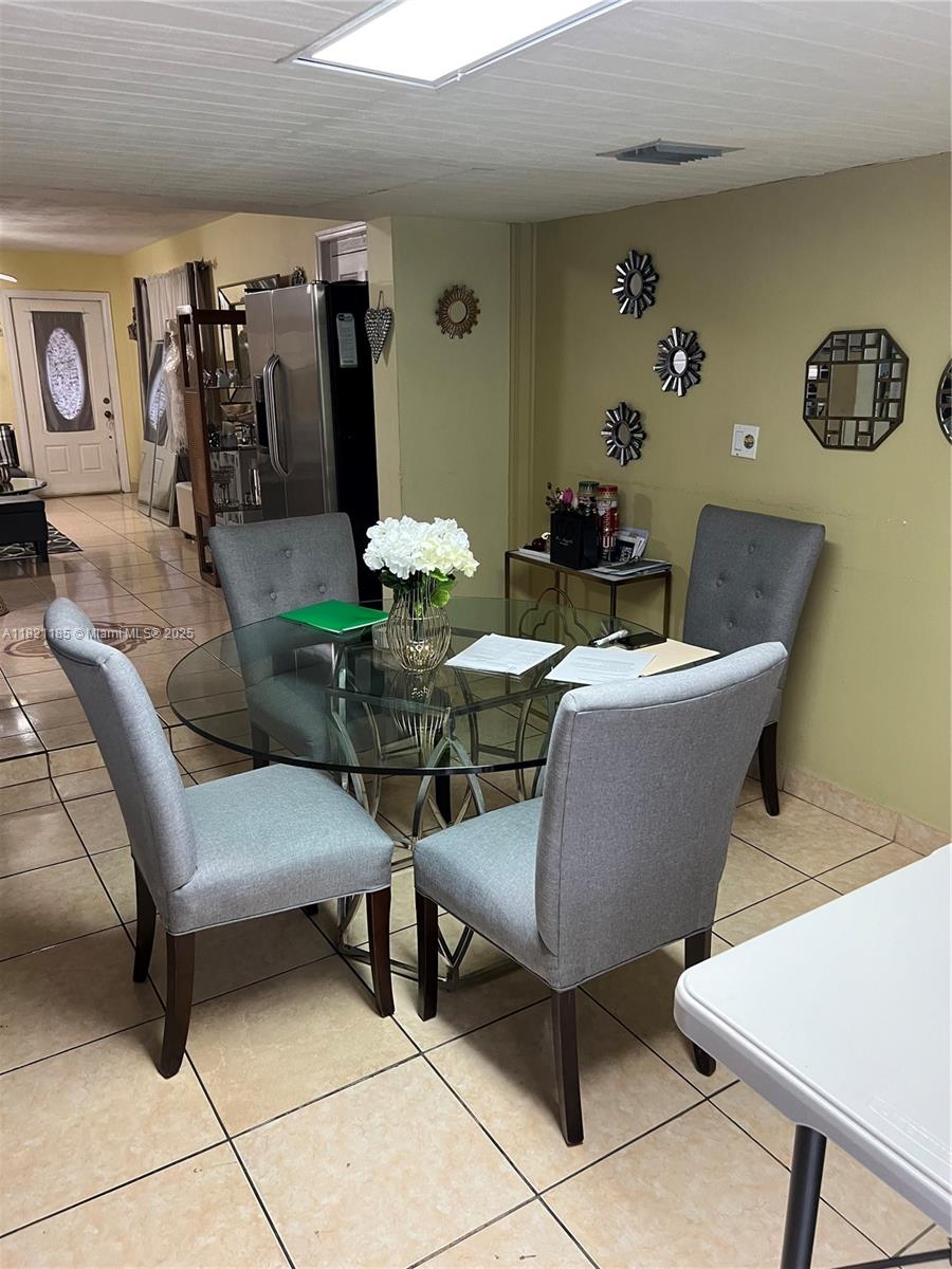 509 3 / 2 2066 sq. ft. $ 2025-09-27 0 Photo