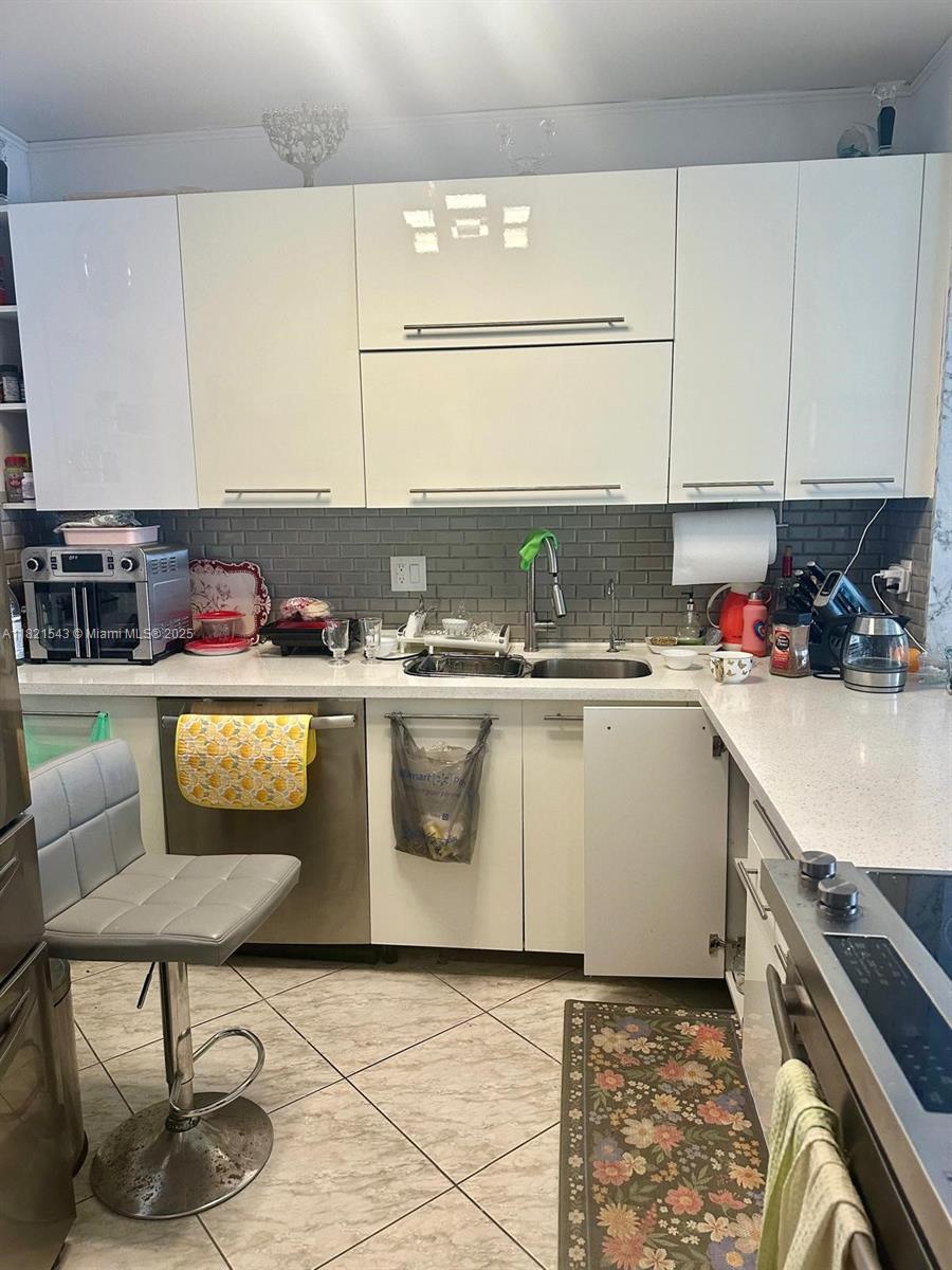 Photo of 1825 Ocean Dr #PH-6, Hallandale Beach, Florida, 33009 -