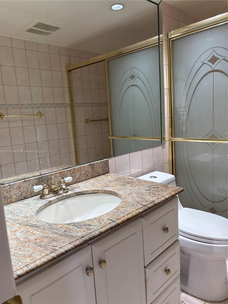 Photo of 1833 Ocean Dr  #1203, Hallandale Beach, Florida, 33009 - 
