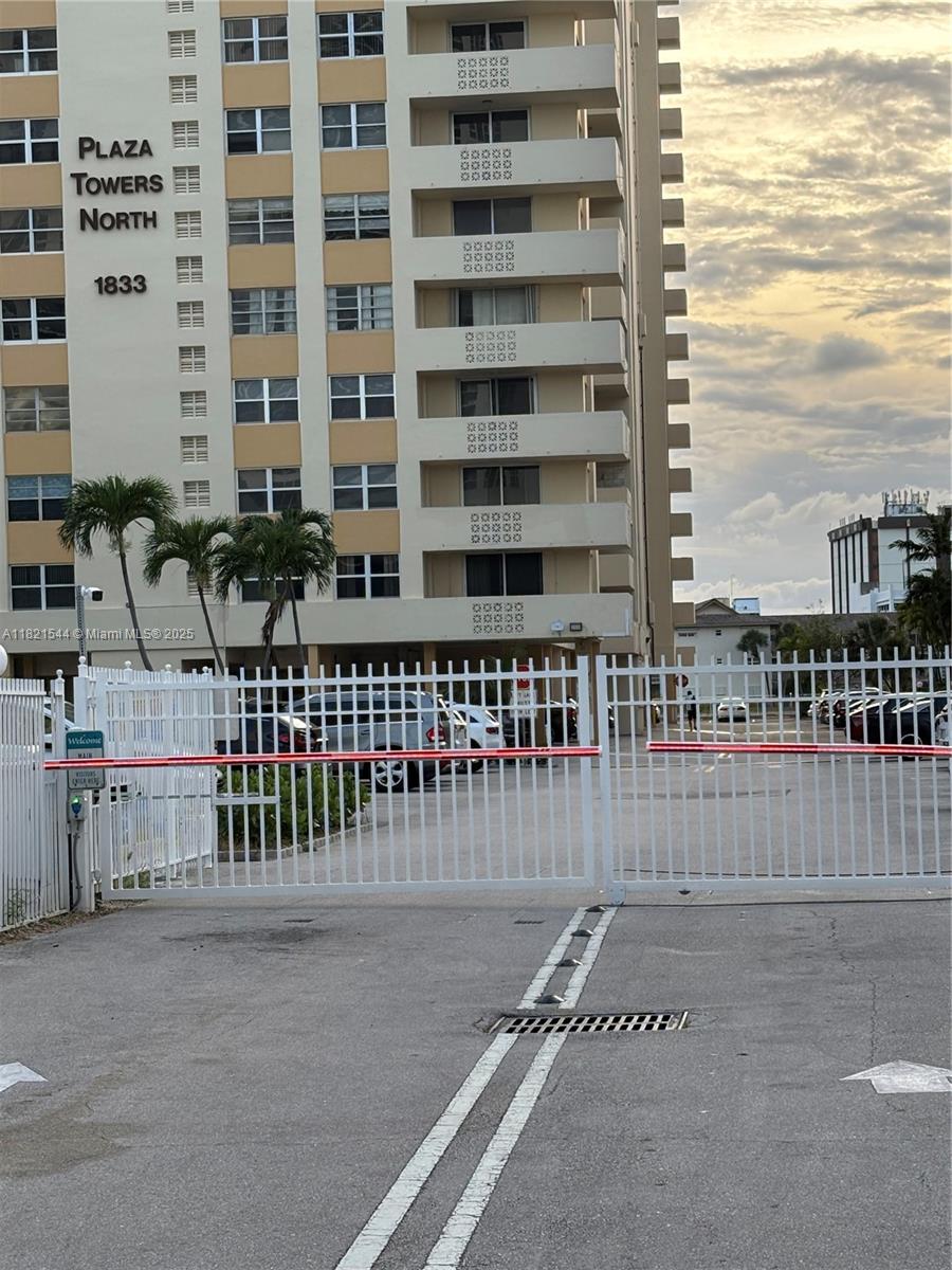 Photo of 1833 Ocean Dr #1203, Hallandale Beach, Florida, 33009 -