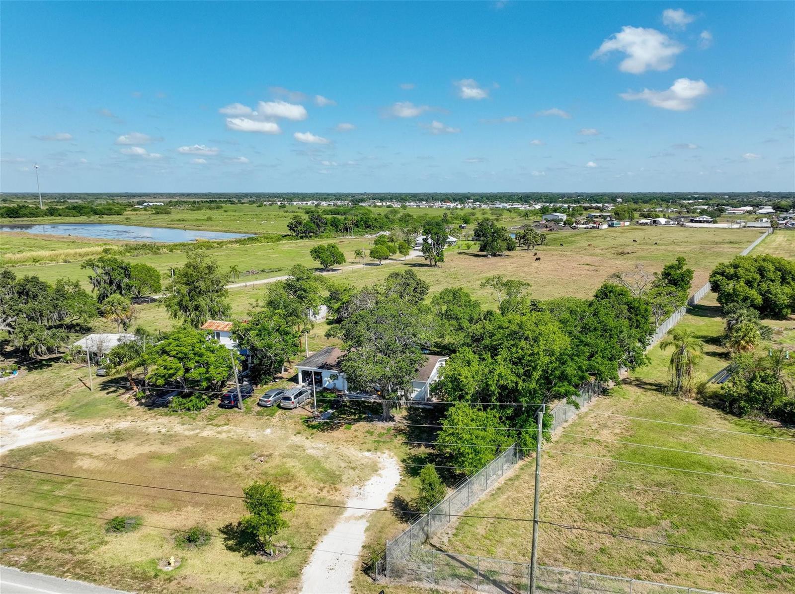 Ver detalles / 0 sq. ft. $ 2025-11-01 0 foto