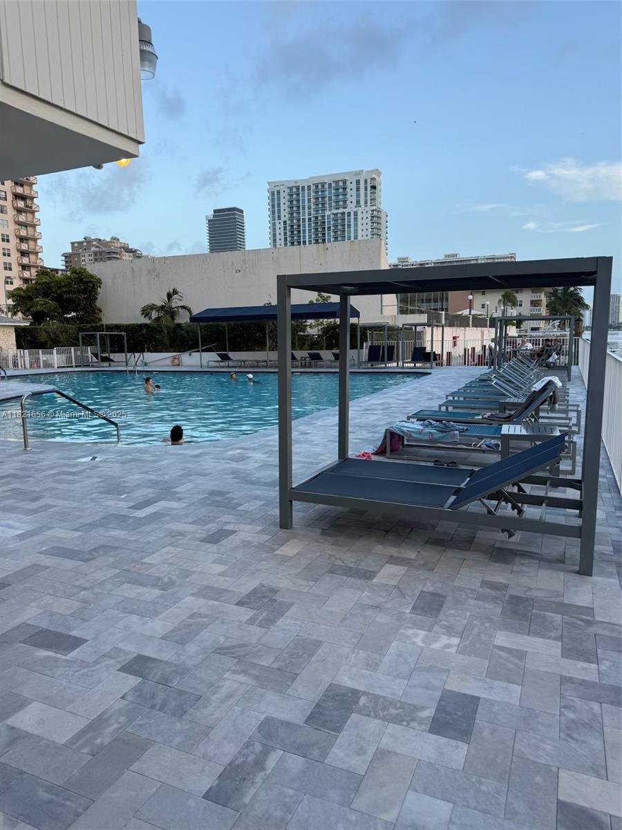 Photo of 1833 Ocean Dr #305, Hallandale Beach, Florida, 33009 -