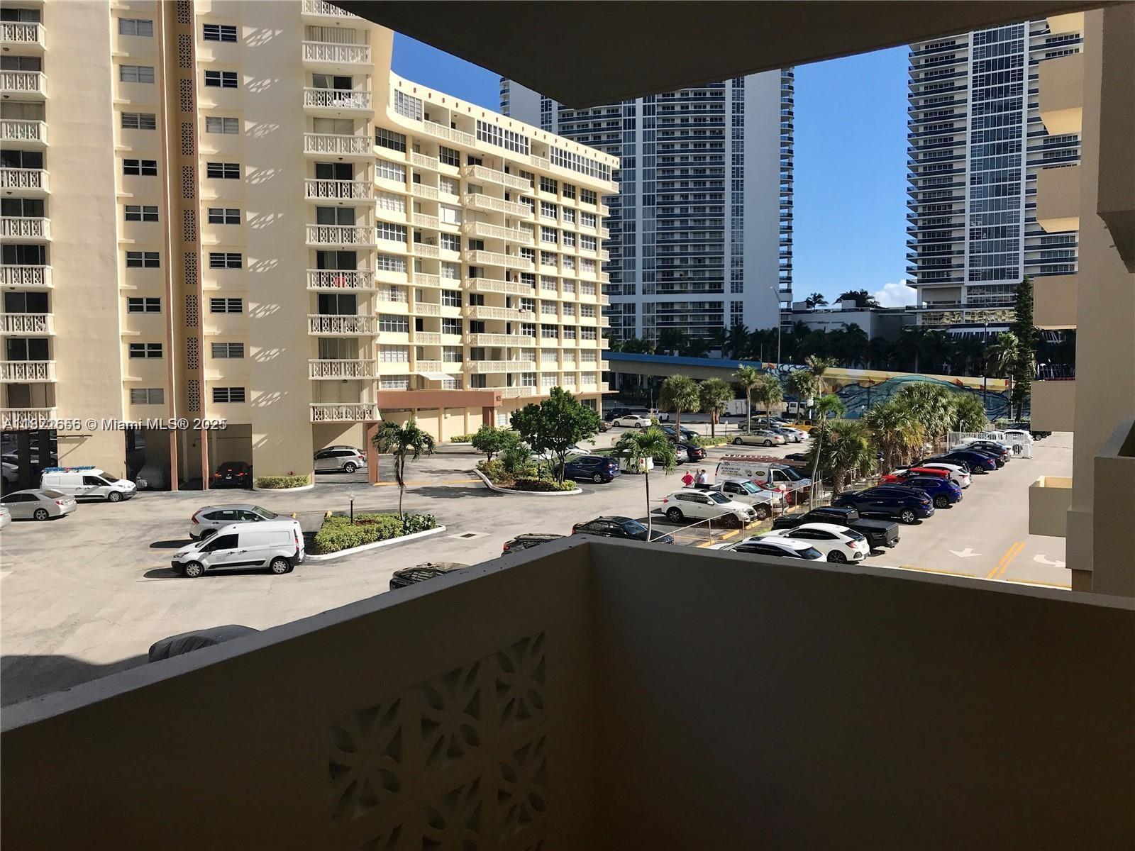 Photo of 1833 Ocean Dr  #305, Hallandale Beach, Florida, 33009 - 