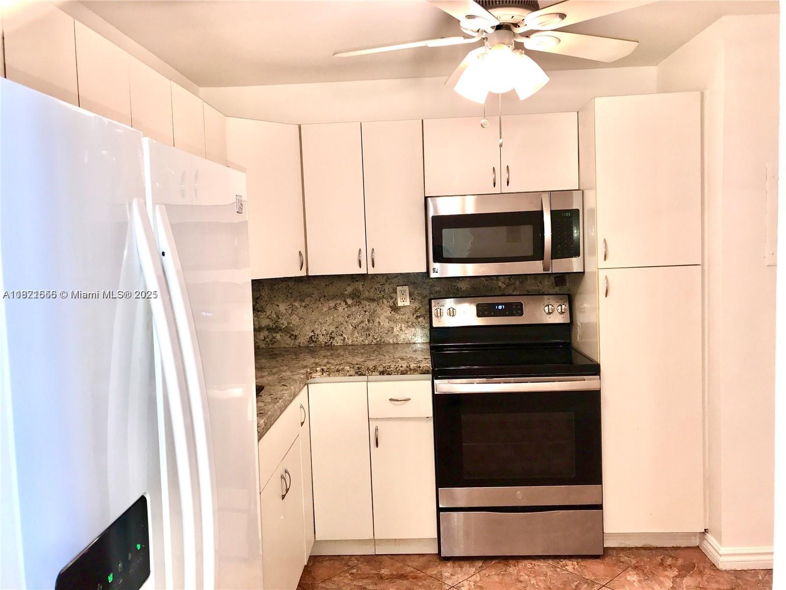 Photo of 1833 Ocean Dr #305, Hallandale Beach, Florida, 33009 -