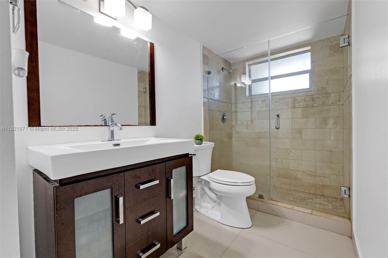 See details 206-1 2 / 2 1315 sq. ft. $ 2025-06-13 0 Photo
