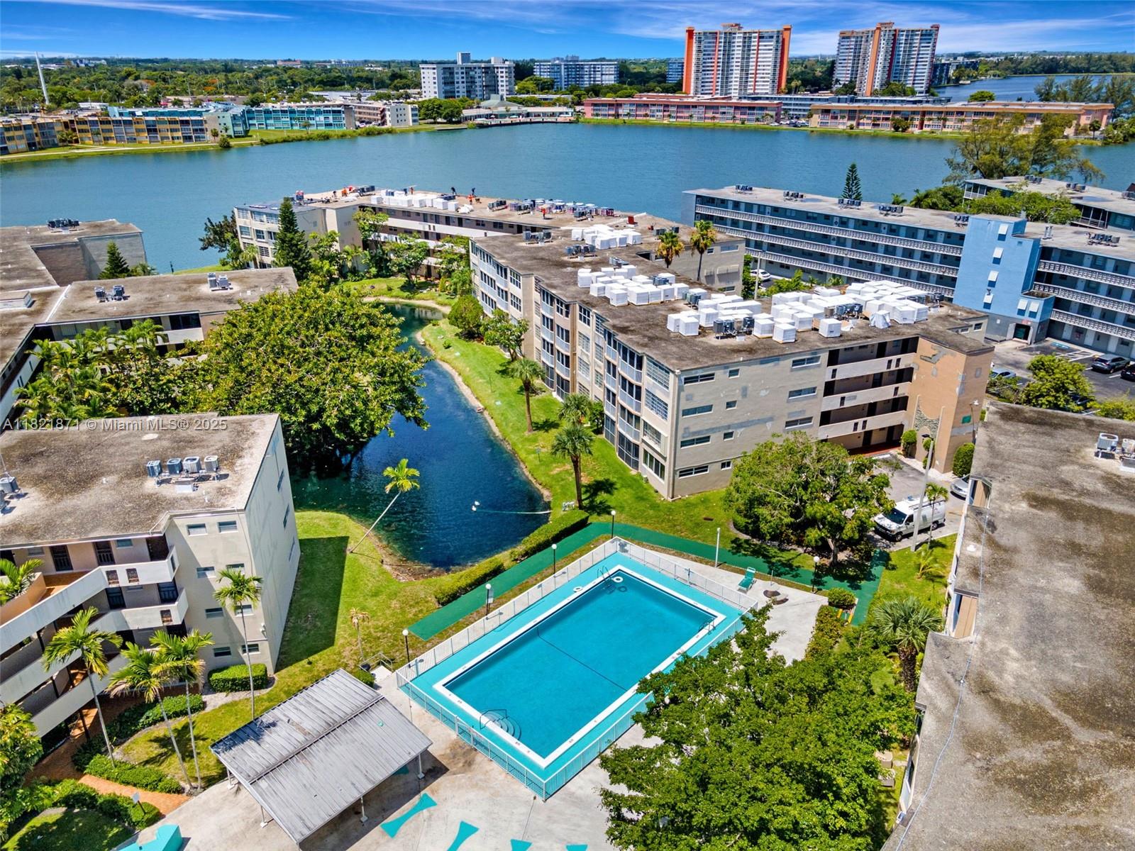 See details 206-1 2 / 2 1315 sq. ft. $ 2025-06-13 0 Photo