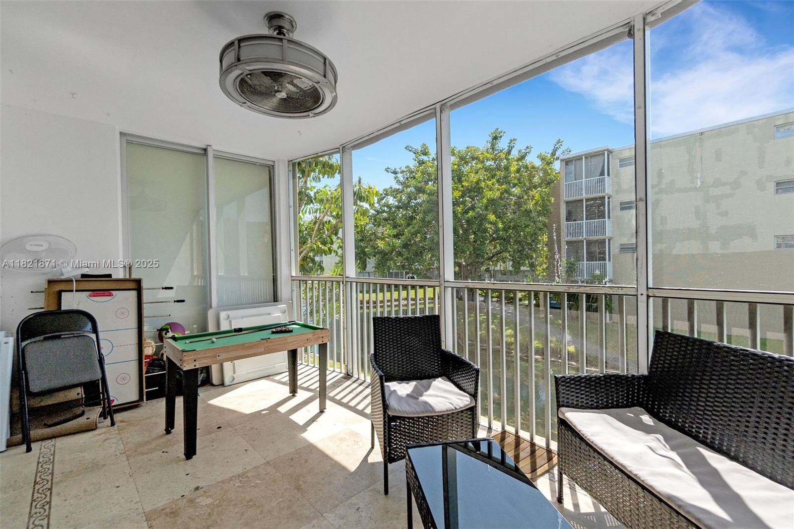 See details 206-1 2 / 2 1315 sq. ft. $ 2025-06-13 0 Photo