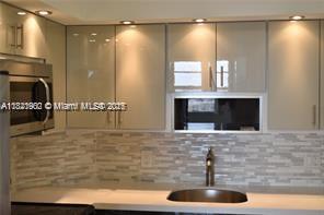 See details 16F 2 / 2 1340 sq. ft. $ 2025-06-13 0 Photo