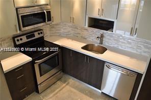 See details 16F 2 / 2 1340 sq. ft. $ 2025-06-13 0 Photo