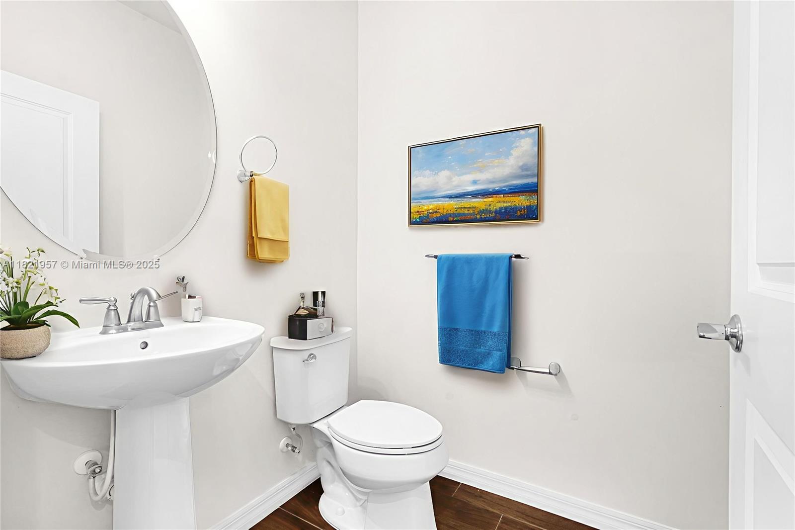 Ver detalles 1494 3 / 3 1769 sq. ft. $ 2025-06-13 0 foto