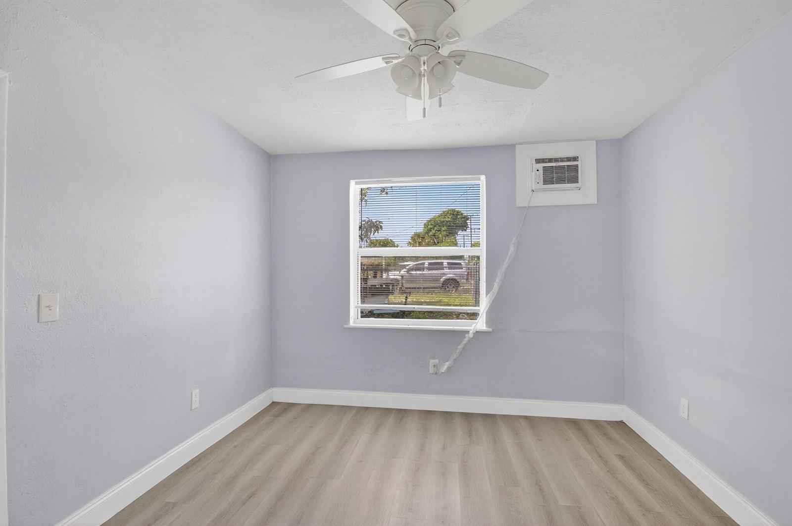   / 2 913 sq. ft. $ 2026-02-25 0 foto