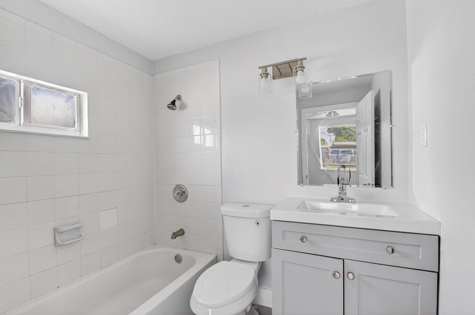   / 2 913 sq. ft. $ 2026-02-25 0 foto