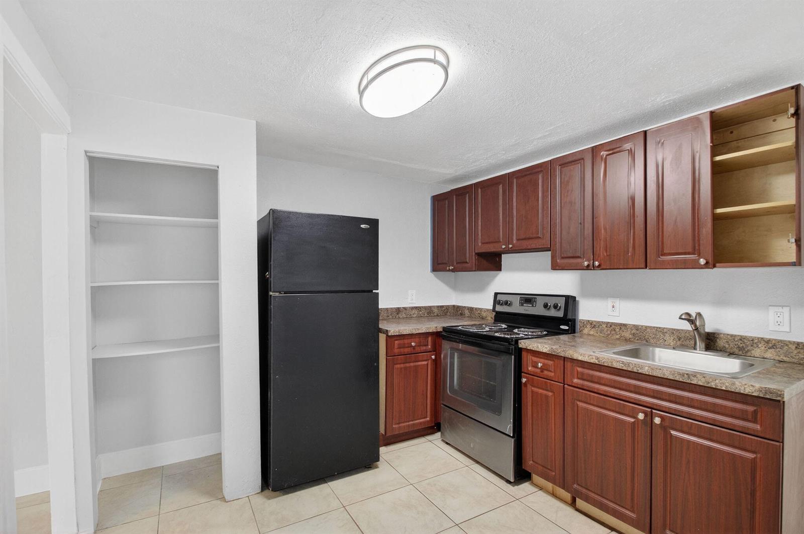   / 2 913 sq. ft. $ 2026-02-25 0 foto