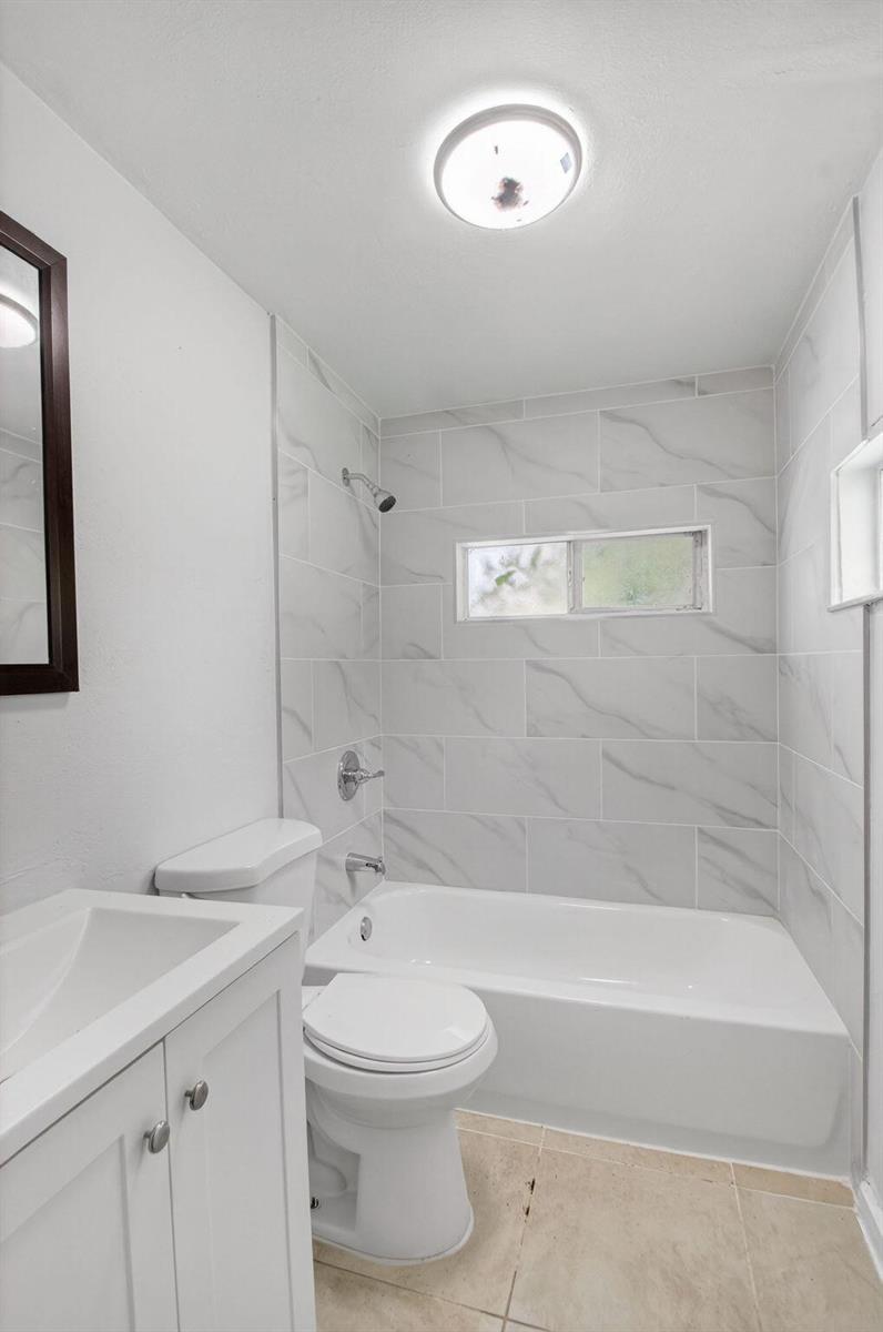   / 2 913 sq. ft. $ 2026-02-25 0 foto