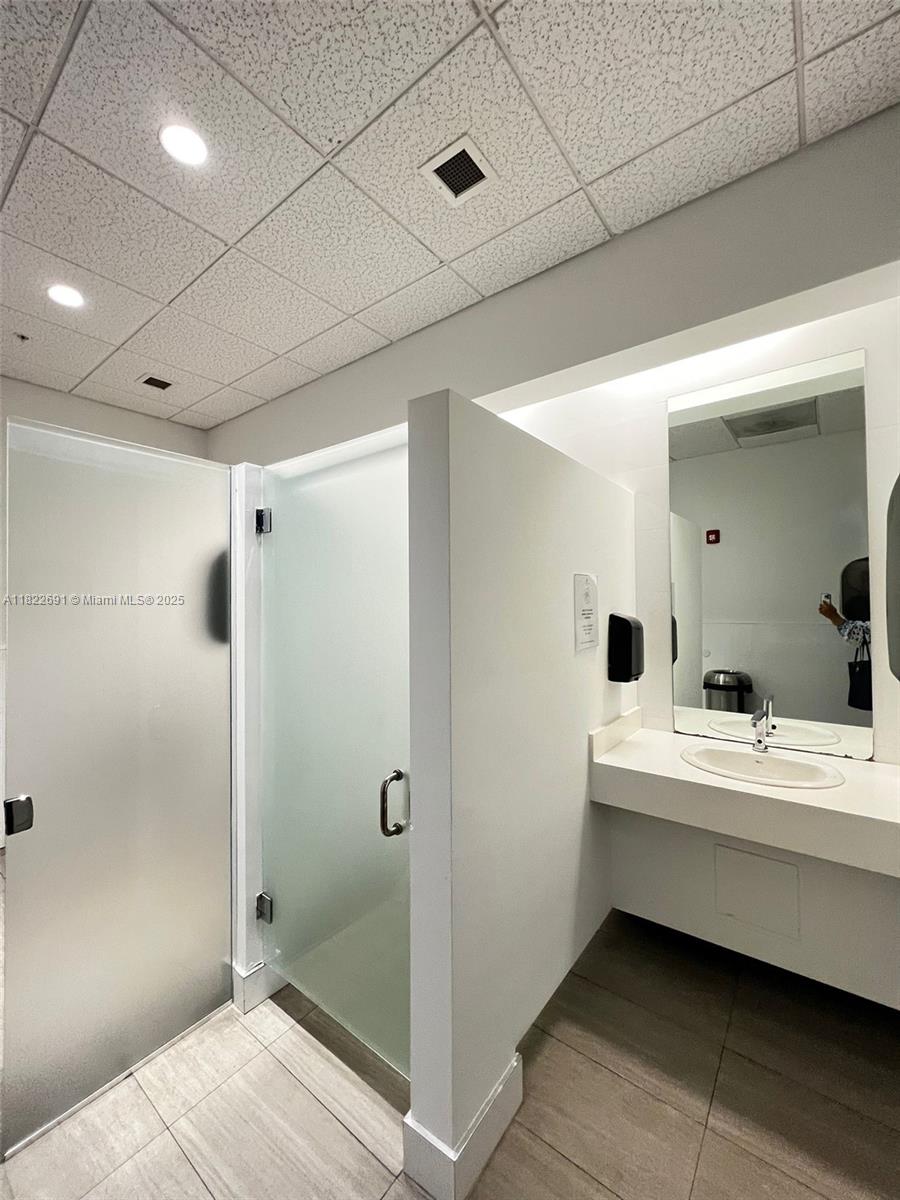 See details 603 / sq. ft. $ 2025-06-16 0 Photo