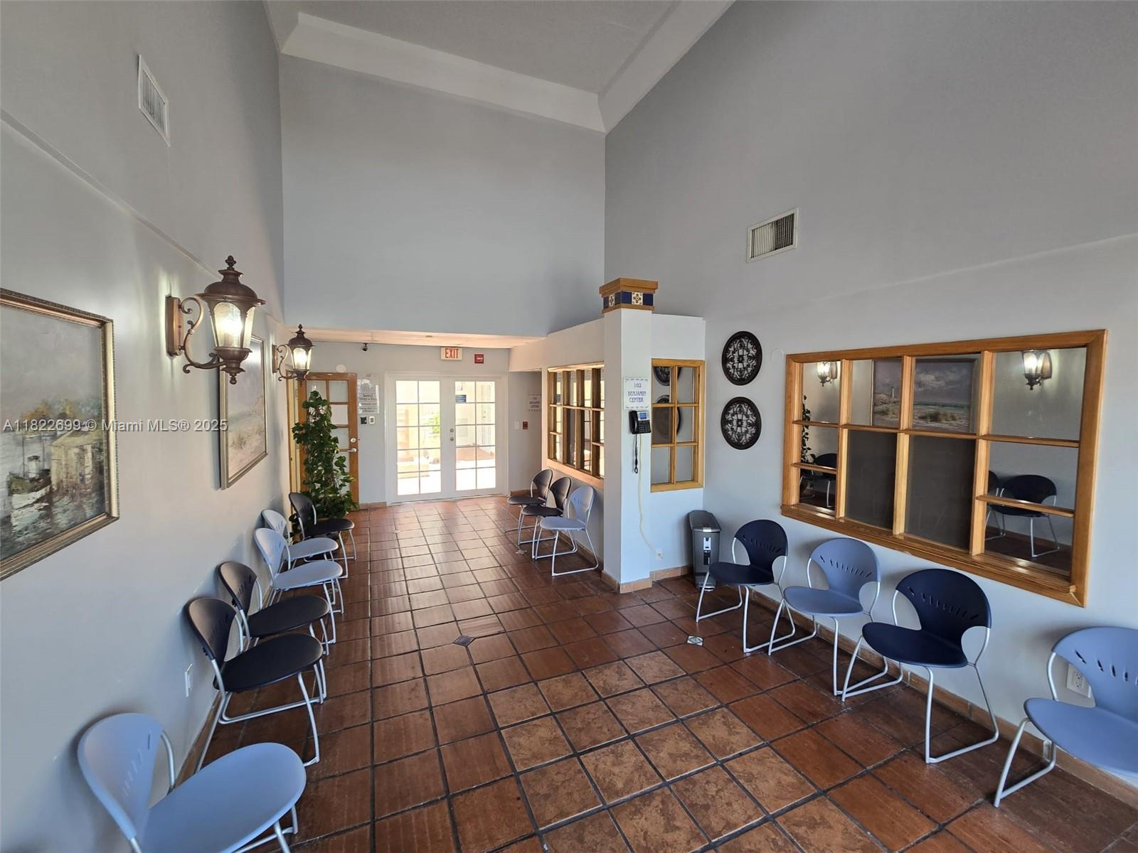 101  /   sq. ft. $ 2025-06-16 0 Photo