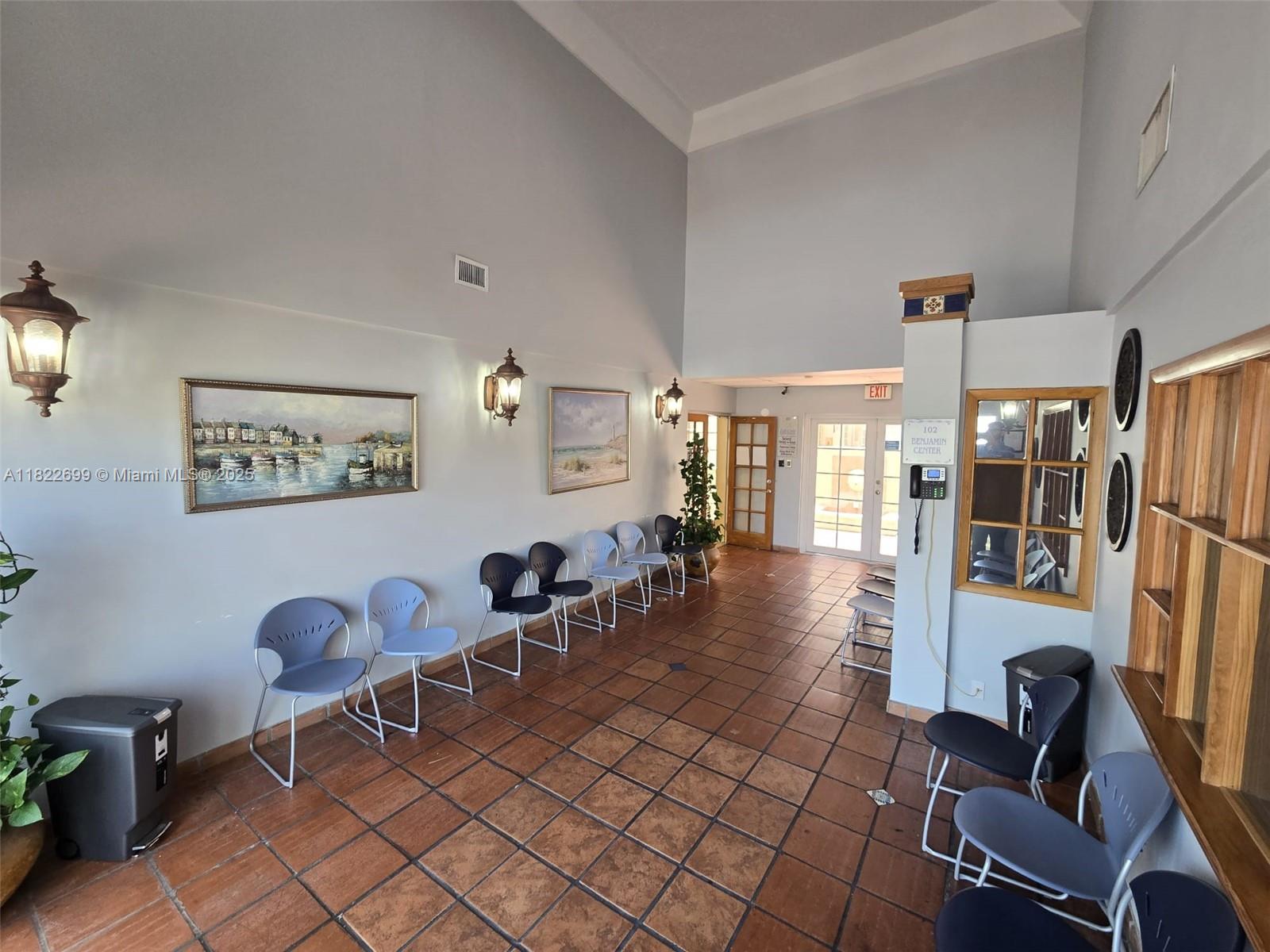 101  /   sq. ft. $ 2025-06-16 0 Photo