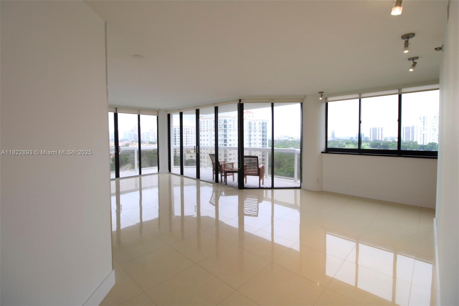 Photo of 20185 Country Club Dr #1105, Aventura, Florida, 33180 -