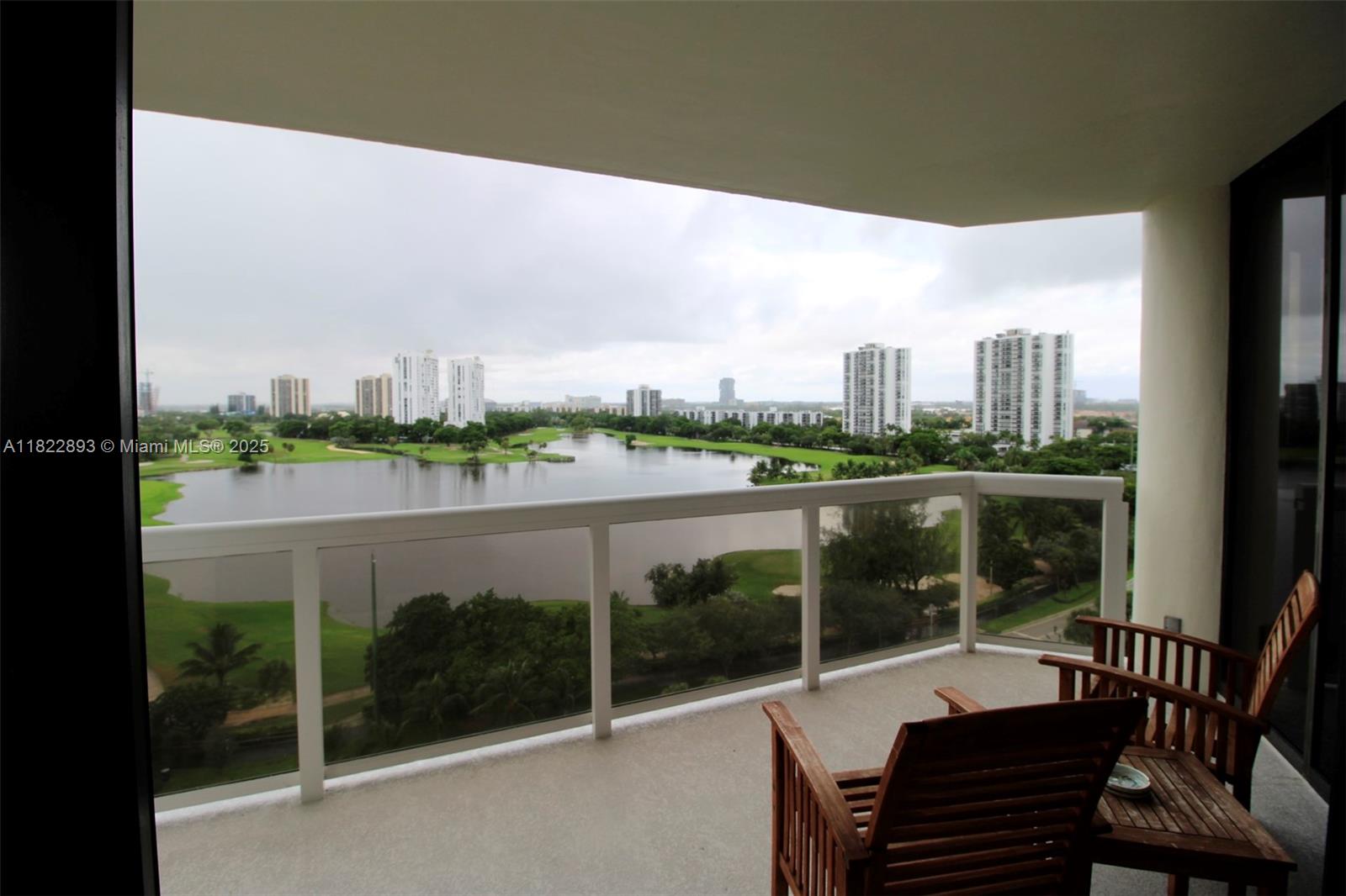 Photo of 20185 Country Club Dr  #1105, Aventura, Florida, 33180 - 