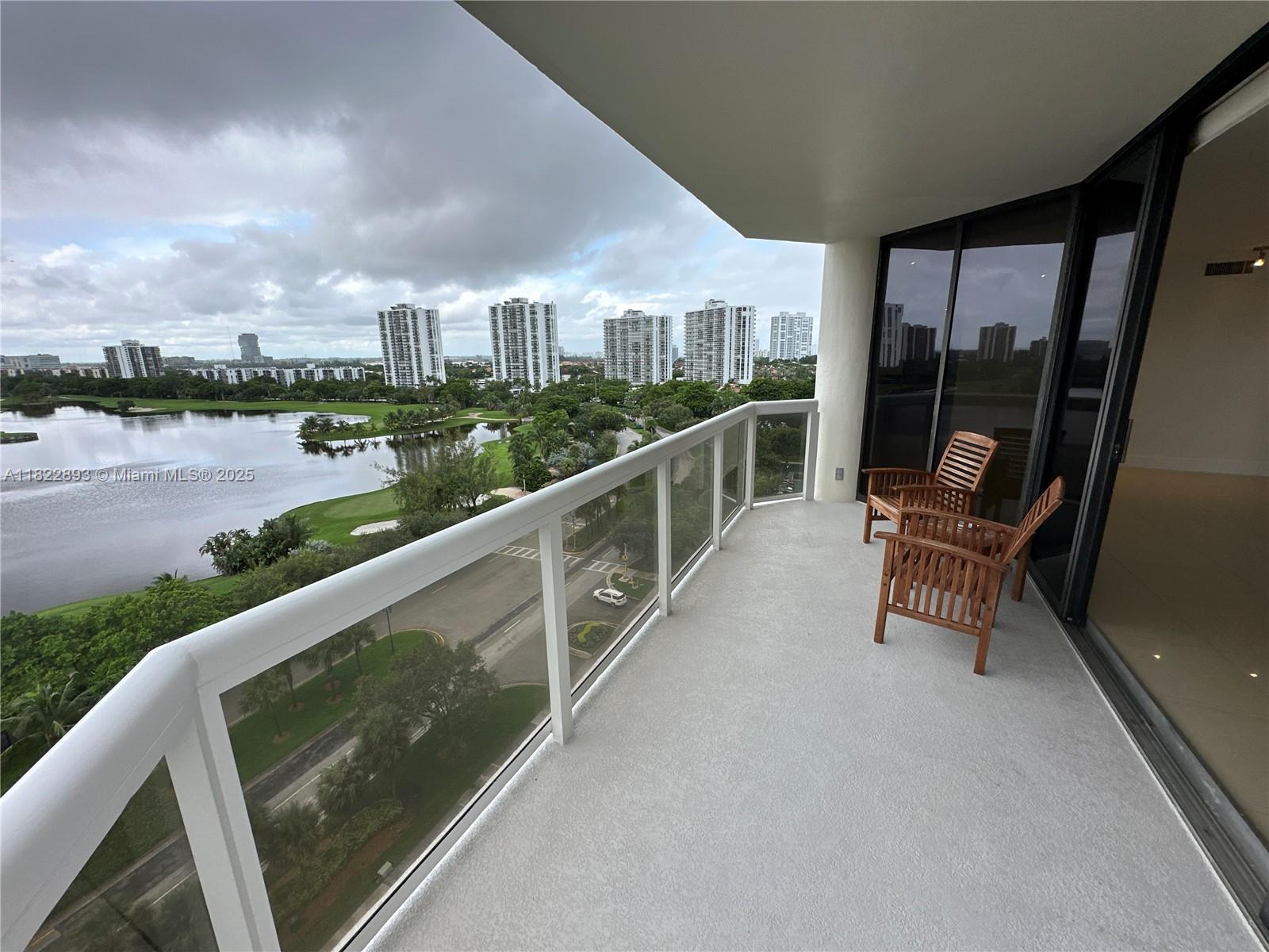 Photo of 20185 Country Club Dr  #1105, Aventura, Florida, 33180 - 