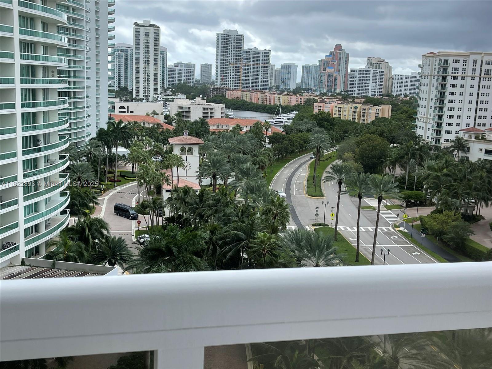 Photo of 20185 Country Club Dr  #1105, Aventura, Florida, 33180 - 